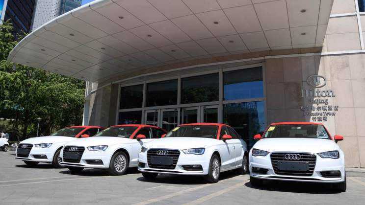 百元停車費難住用戶，分時租賃汽車還在吃灰？        